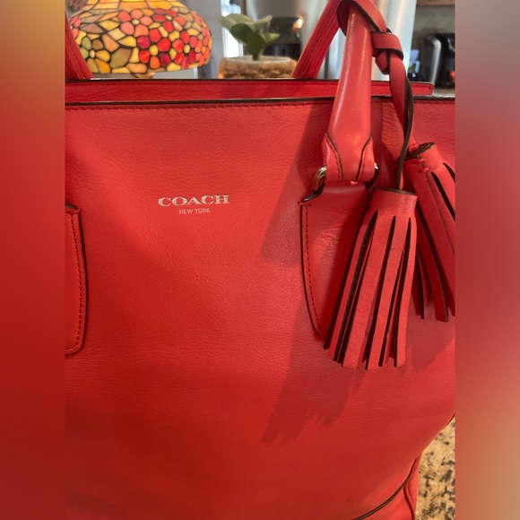 Coach Legacy Leather large Tanner Purse Brass hardware - Picture 2 of 14